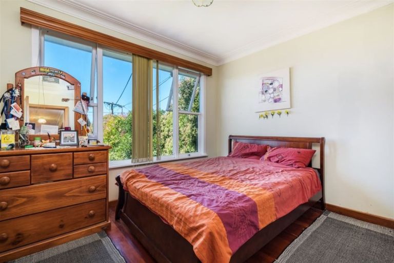 Photo of property in 728 Te Atatu Road, Te Atatu Peninsula, Auckland, 0610