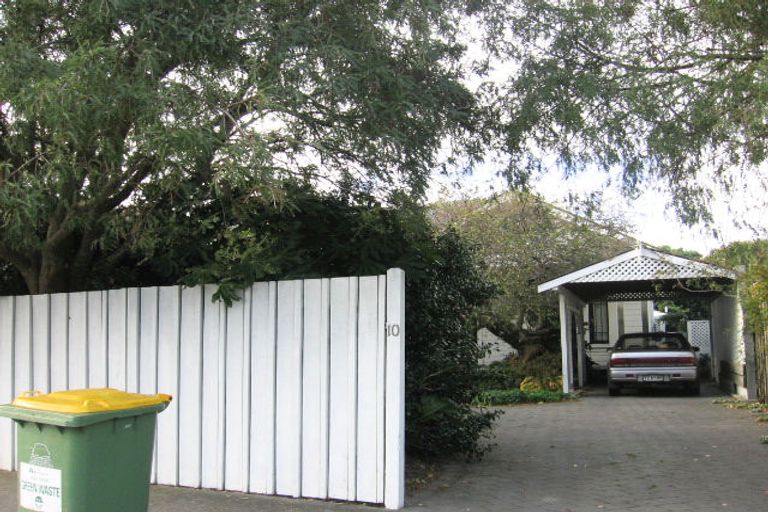 Photo of property in 10 Bloomfield Terrace, Hutt Central, Lower Hutt, 5010
