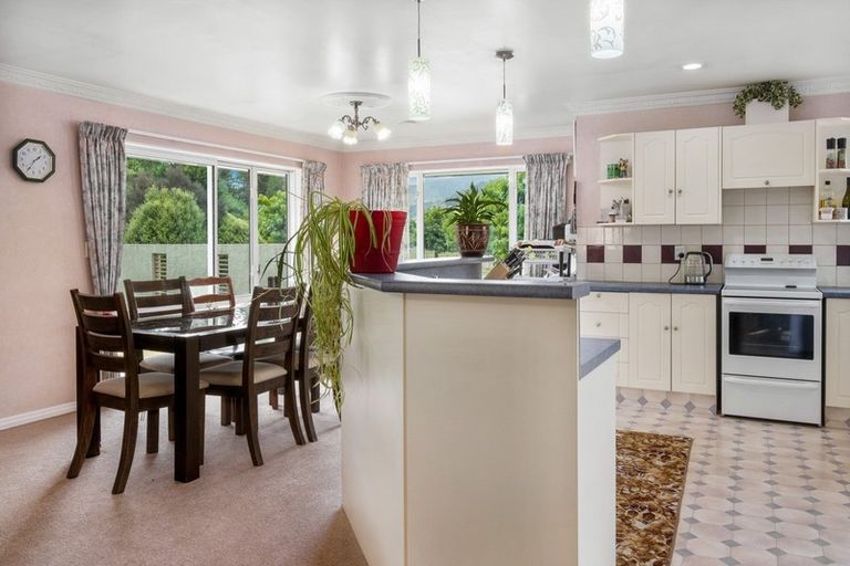 Photo of property in 2381 State Highway 6, Okaramio, Havelock, 7178