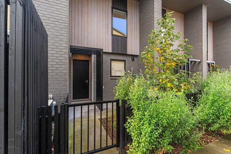 Photo of property in 6 Arvo Lane, Hobsonville, Auckland, 0616