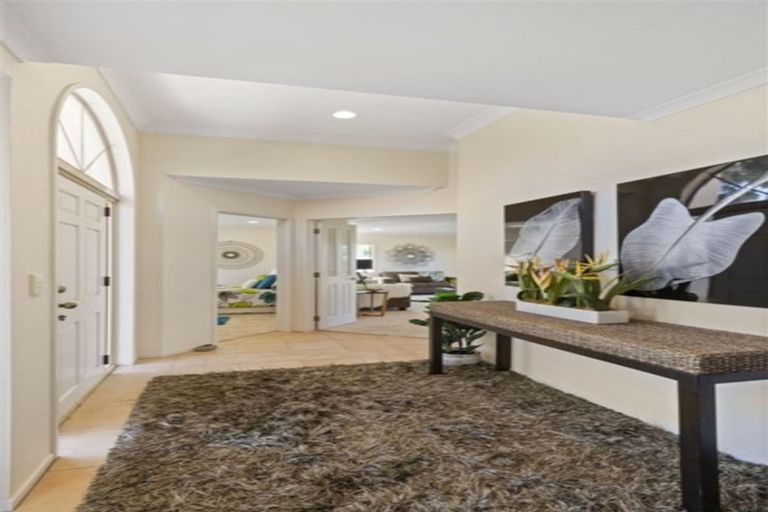 Photo of property in 88 Rushgreen Avenue, Pahurehure, Papakura, 2113