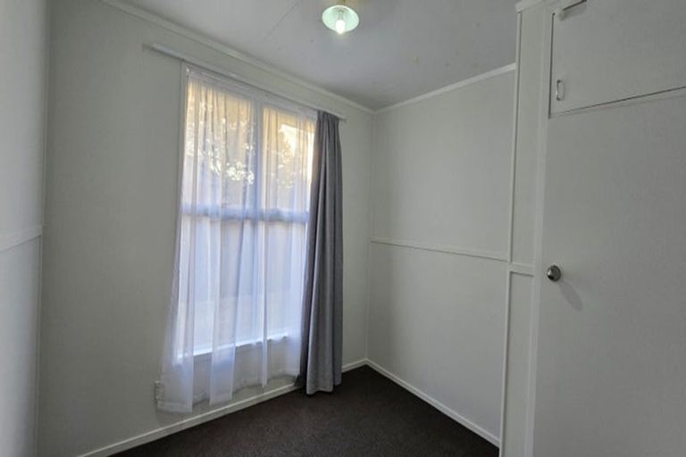 Photo of property in 87 Arimu Road, Papakura, 2110