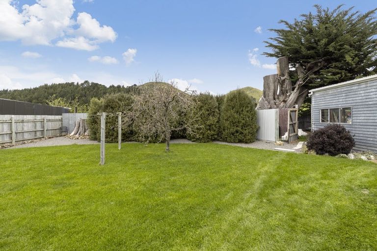 Photo of property in 18 Clermont Street, Ward, Seddon, 7285