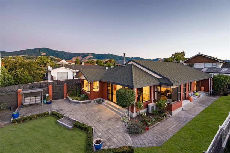 Photo of property in 33 Exeter Street, Stoke, Nelson, 7011