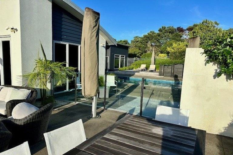 Photo of property in 9 Mott Lane, Whitford, Howick, 2571