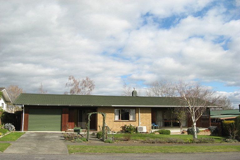 Photo of property in 21 Mount View Place, Waipukurau, 4200