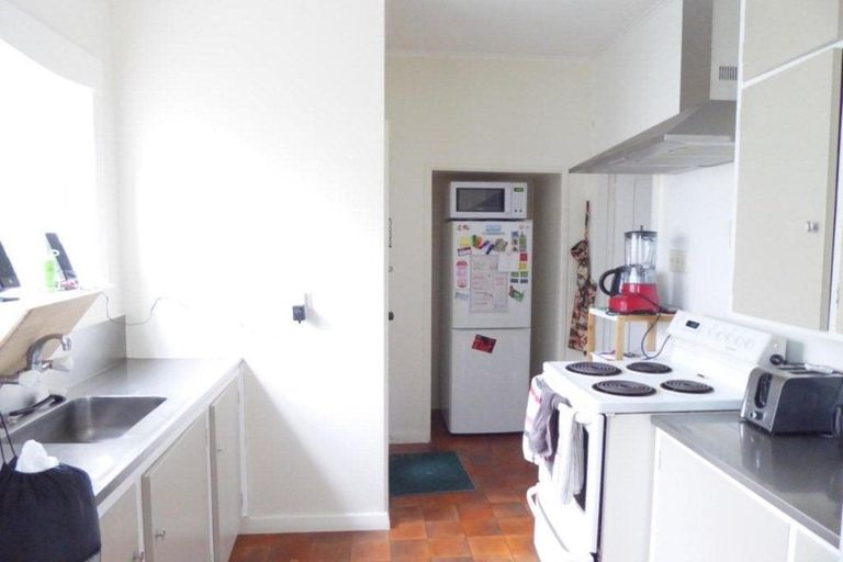 Photo of property in 70 Durham Crescent, Fairfield, Lower Hutt, 5011