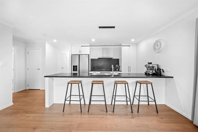 Photo of property in 19 Roslyn Farm Street, Ramarama, Drury, 2579