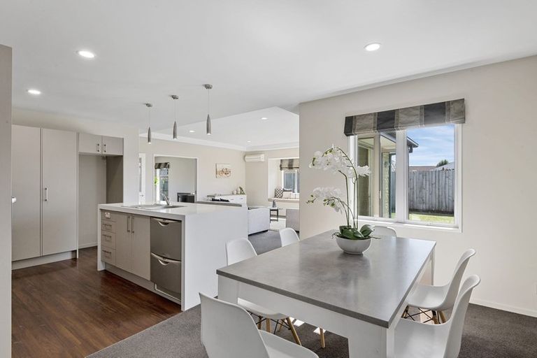 Photo of property in 5 Kandinsky Close, Rolleston, 7614