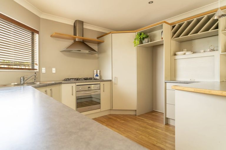 Photo of property in 12a Chippenham Grove, Churton Park, Wellington, 6037