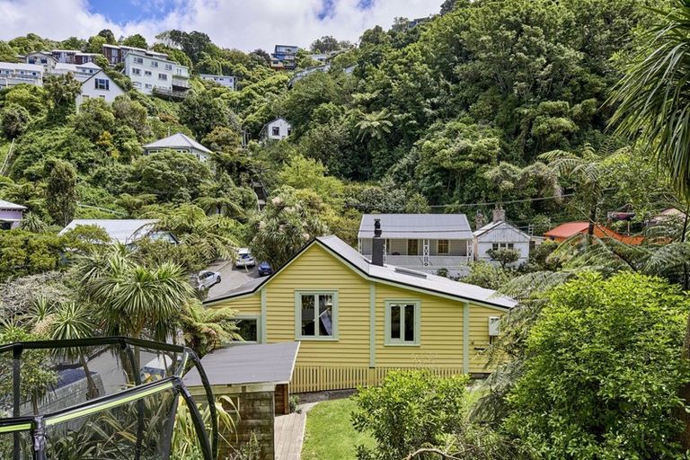 Photo of property in 2 Norway Street, Aro Valley, Wellington, 6012