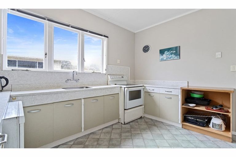 Photo of property in 15 Carlyle Street, Te Aroha, 3320