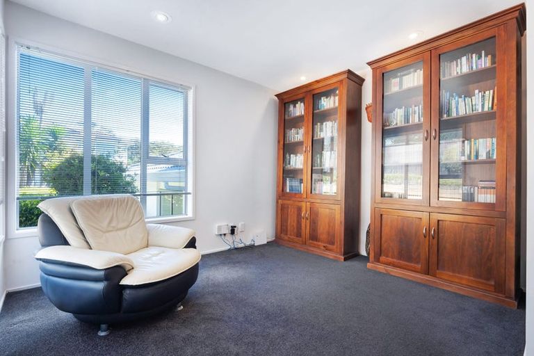 Photo of property in 80 Onetaunga Road, Chatswood, Auckland, 0626