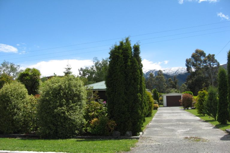 Photo of property in 8 Dorset Street, Hanmer Springs, 7334