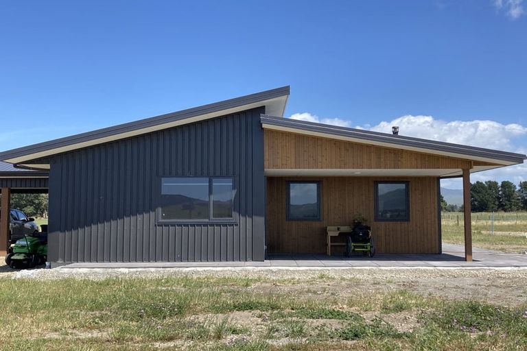 Photo of property in 171 Innes Road, Amberley, 7482