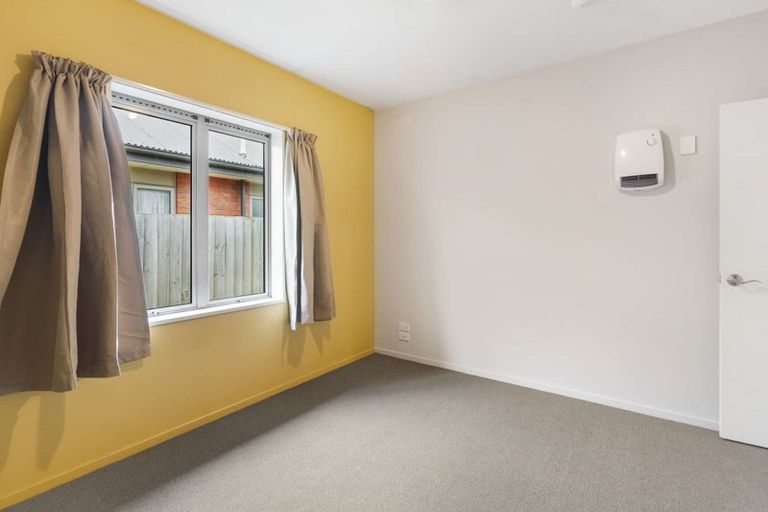 Photo of property in 8/10 Collins Street, Addington, Christchurch, 8024