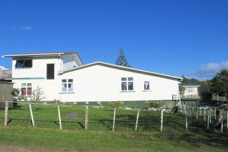 Photo of property in 51 Yorke Road, Haruru, 0204