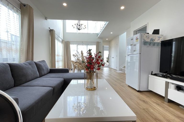 Photo of property in 36 Greenfinch Road, Hobsonville, Auckland, 0616