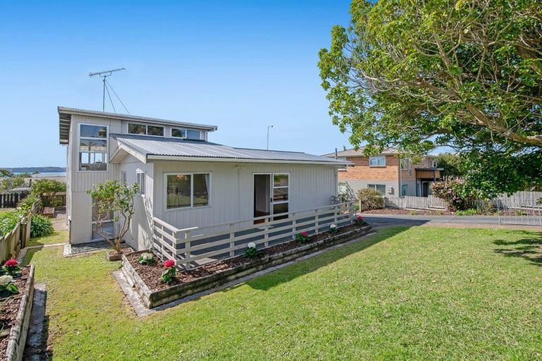 Photo of property in 26 Kawau View Road, Snells Beach, 0920