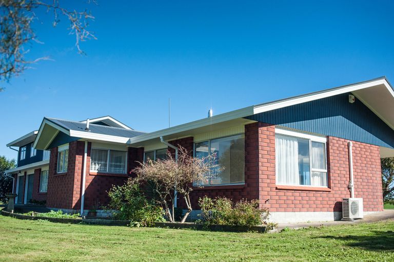 Photo of property in 138 Waimanu Road, Pukeatua, 3880