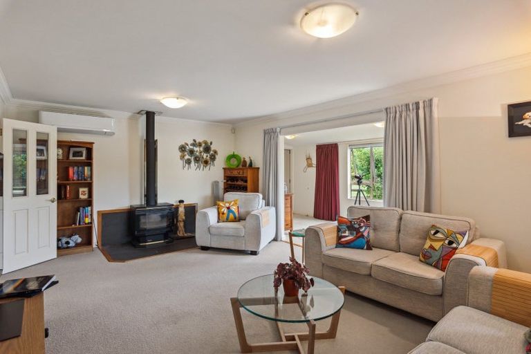 Photo of property in 68b Papaitonga Lake Road, Ohau, Levin, 5570