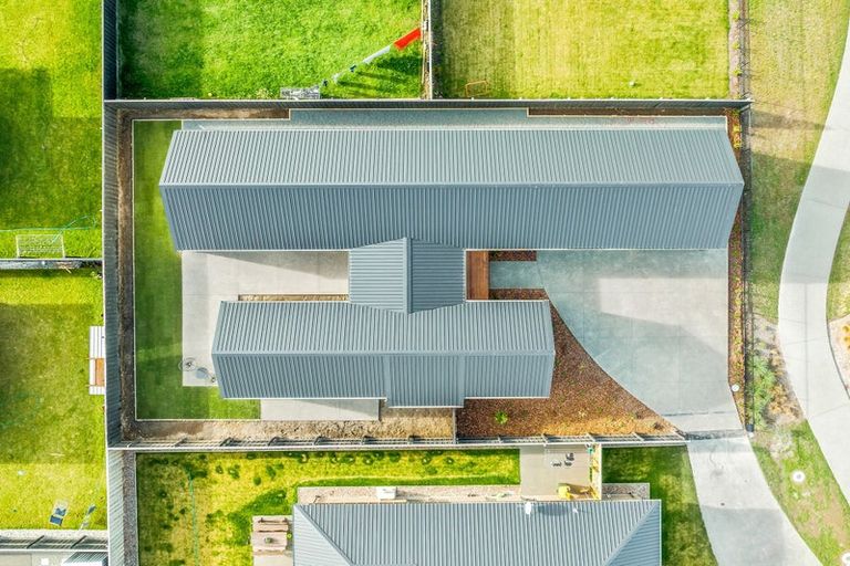 Photo of property in 15 Coney Place, Rolleston, 7614