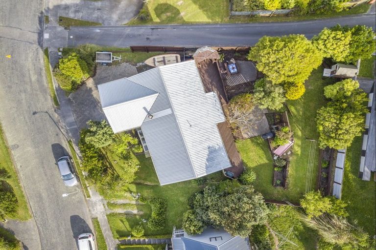 Photo of property in 21 Tuna Terrace, Titahi Bay, Porirua, 5022