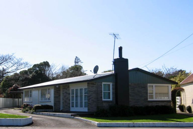 Photo of property in 35 Fox Street, Featherston, 5710