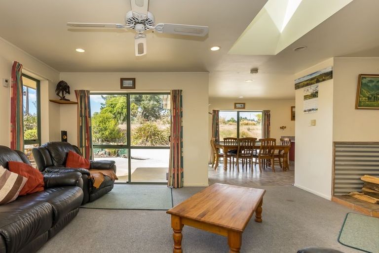 Photo of property in 76 Joyce Road, Hampden, 9410