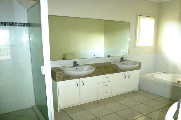 Photo of property in 82 Nautilus Drive, Gulf Harbour, Whangaparaoa, 0930