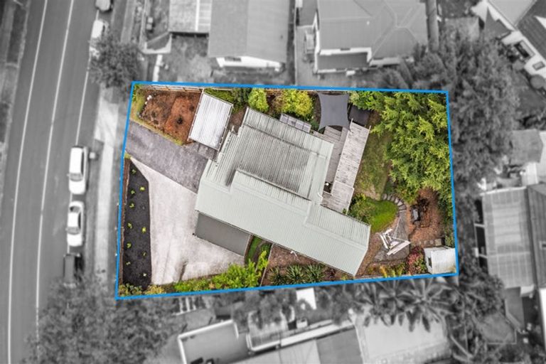 Photo of property in 38 Eugenia Rise, Totara Heights, Auckland, 2105