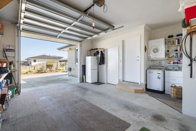 Photo of property in 12 Malthus Place, Foxton Beach, Foxton, 4815