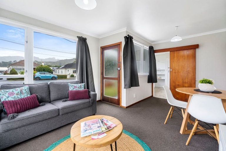 Photo of property in 9a Green Street, Epuni, Lower Hutt, 5011