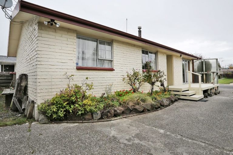 Photo of property in 23 Lauder Crescent, Heidelberg, Invercargill, 9812