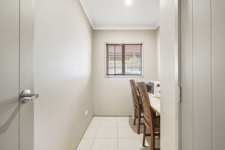 Photo of property in 18 Roderick Place, Rototuna, Hamilton, 3210