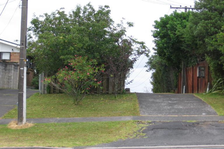 Photo of property in 273 Sunset Road, Sunnynook, Auckland, 0632