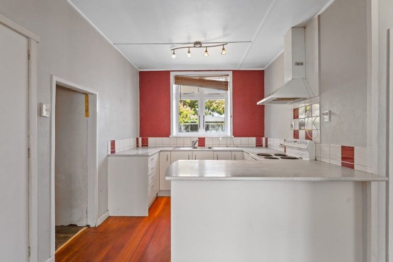 Photo of property in 11 Dillon Street, Blenheim, 7201