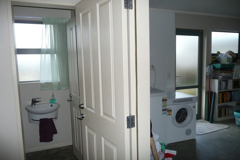 Photo of property in 24a Bathgate Street, Johnsonville, Wellington, 6037