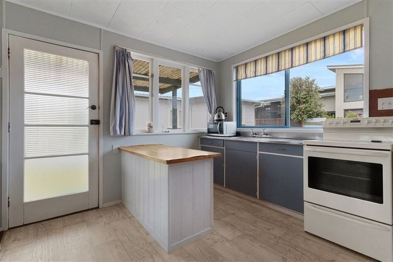 Photo of property in 609b Ocean Road, Whangamata, 3620