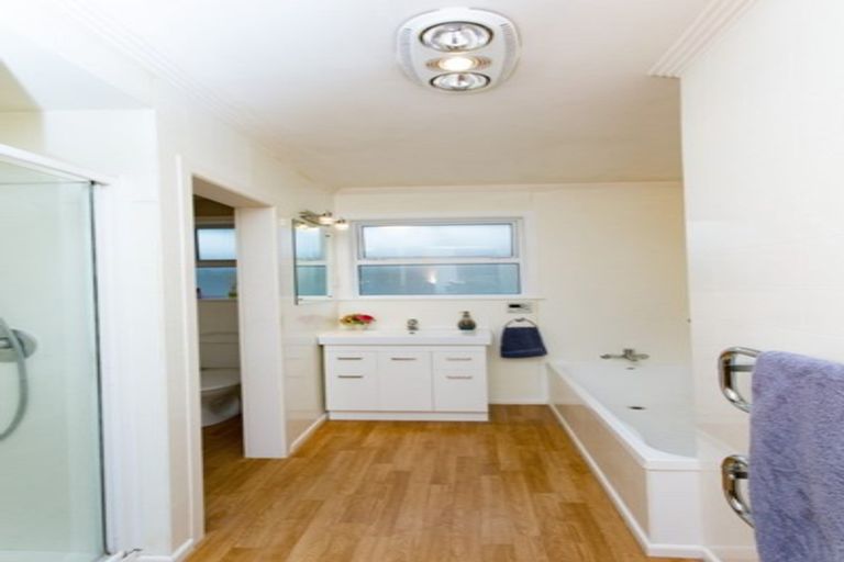 Photo of property in 21 Great North Road, Saint Johns Hill, Whanganui, 4501