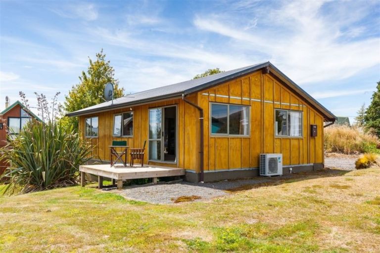 Photo of property in 30 Millar Street, National Park, Owhango, 3989