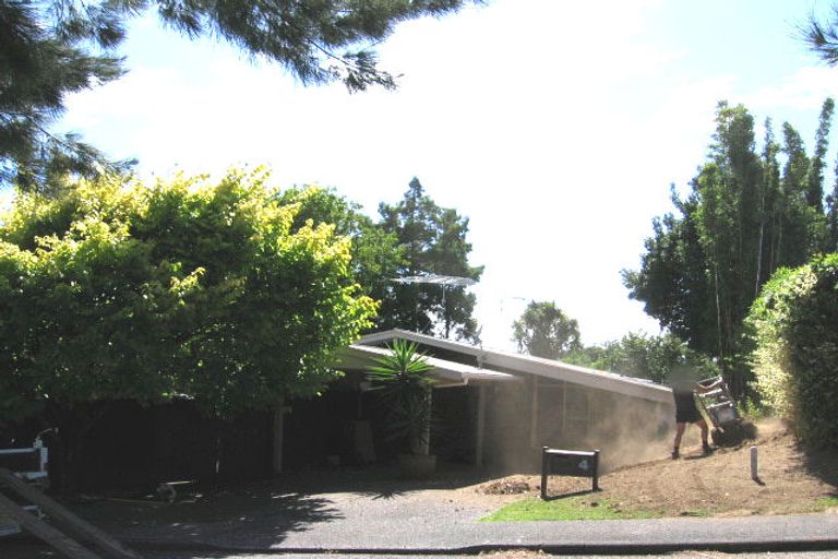 Photo of property in 4 Uppingham Crescent, Hillcrest, Auckland, 0627