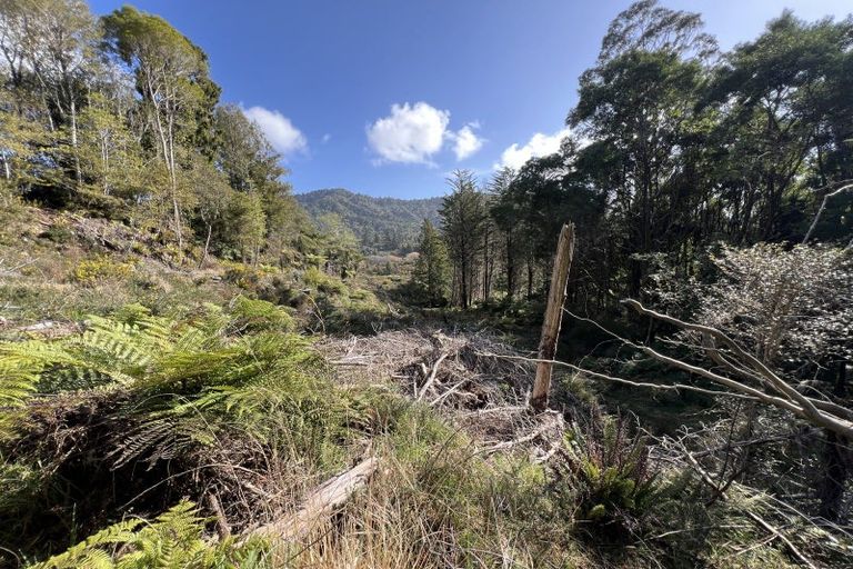 Photo of property in 137 Clifton Road, Kaiata, Greymouth, 7805