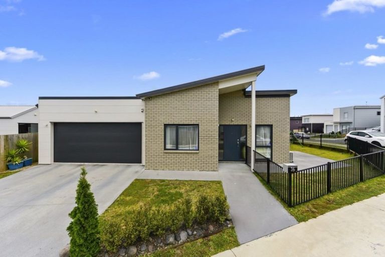 Photo of property in 36 Ridgedale Crescent, Flagstaff, Hamilton, 3210