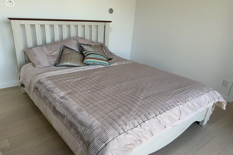 Photo of property in 79a Grant Road, Thorndon, Wellington, 6011