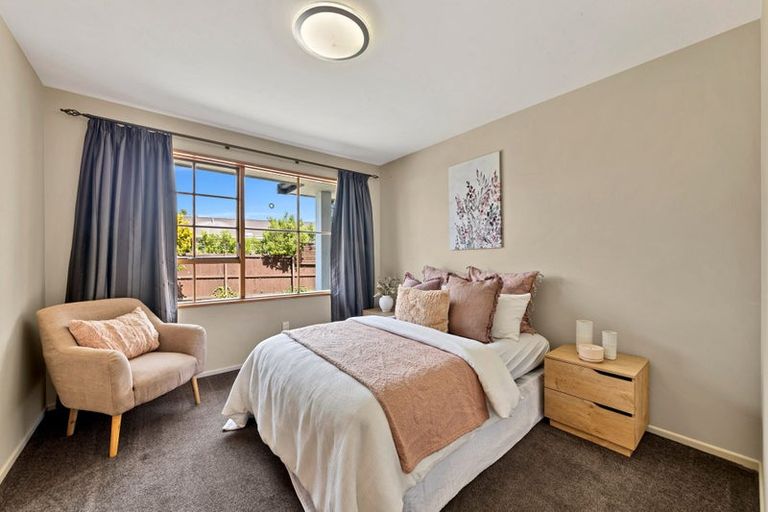 Photo of property in 44 Orrick Crescent, Avondale, Christchurch, 8061