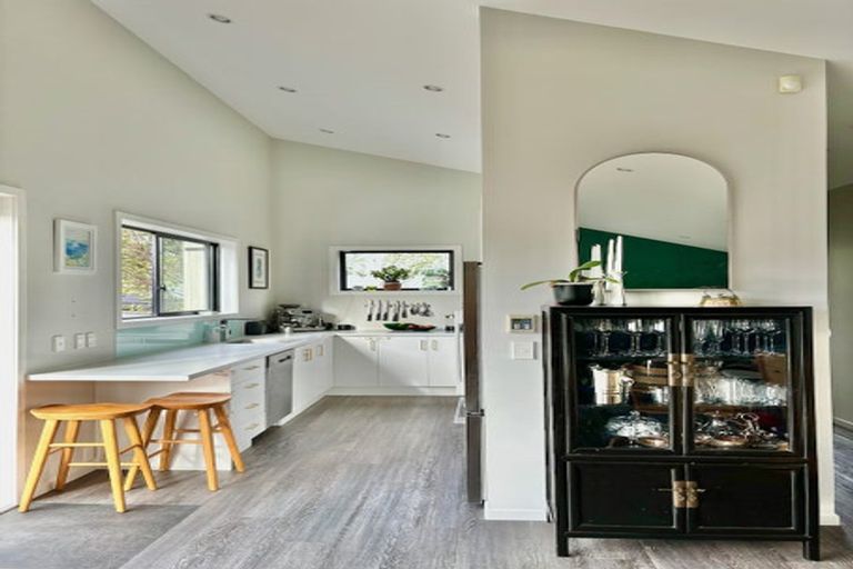 Photo of property in 89 Totara Road, Miramar, Wellington, 6022