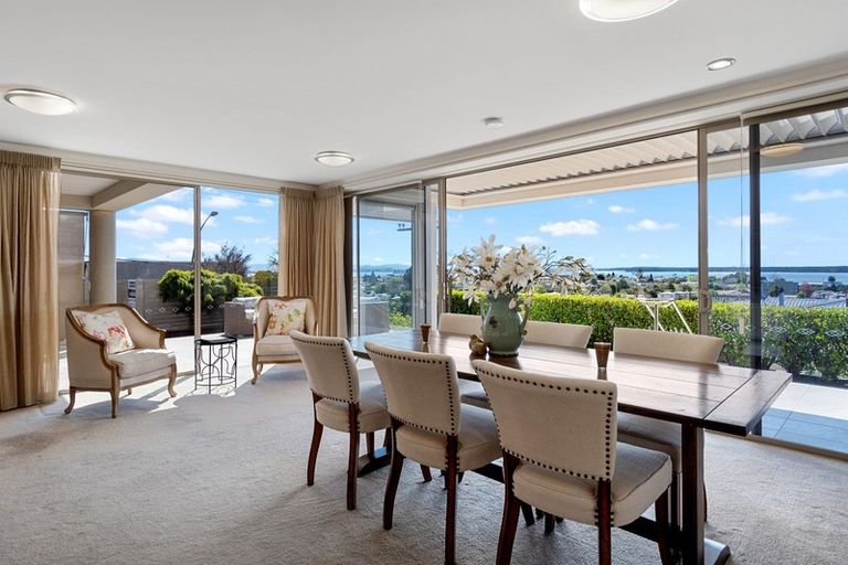 Photo of property in 2a Hinewa Road, Otumoetai, Tauranga, 3110