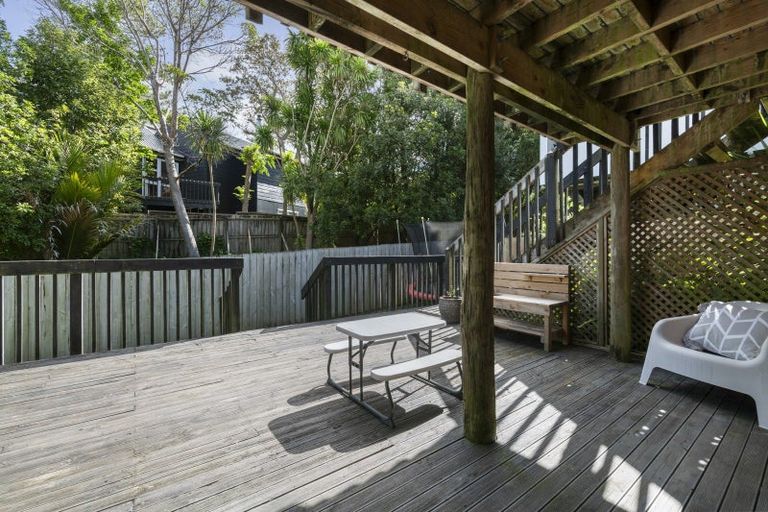 Photo of property in 7/1 Valley Road, Northcote, Auckland, 0626