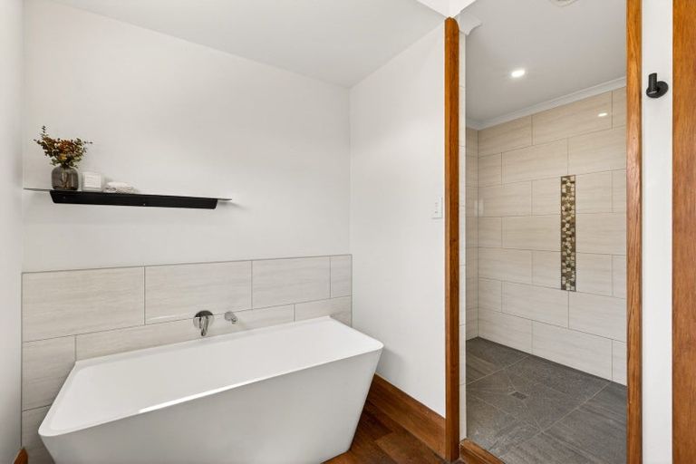 Photo of property in 1002 Fitzroy Avenue, Mahora, Hastings, 4120